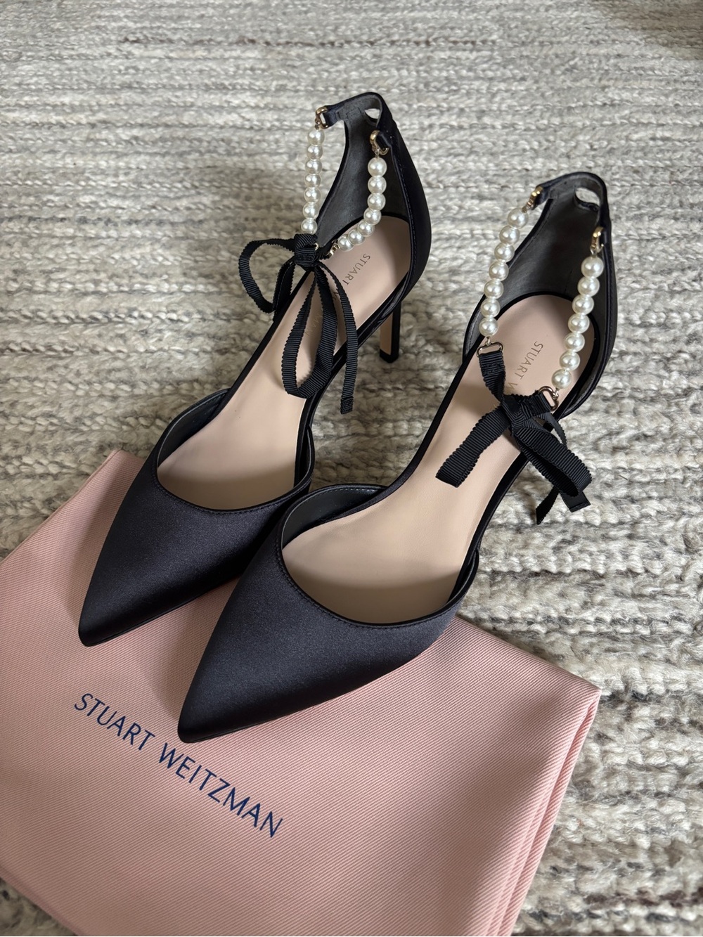 Stuart Weitzman Allpearls Bow 75 mm Heel Pump - Size 7.5